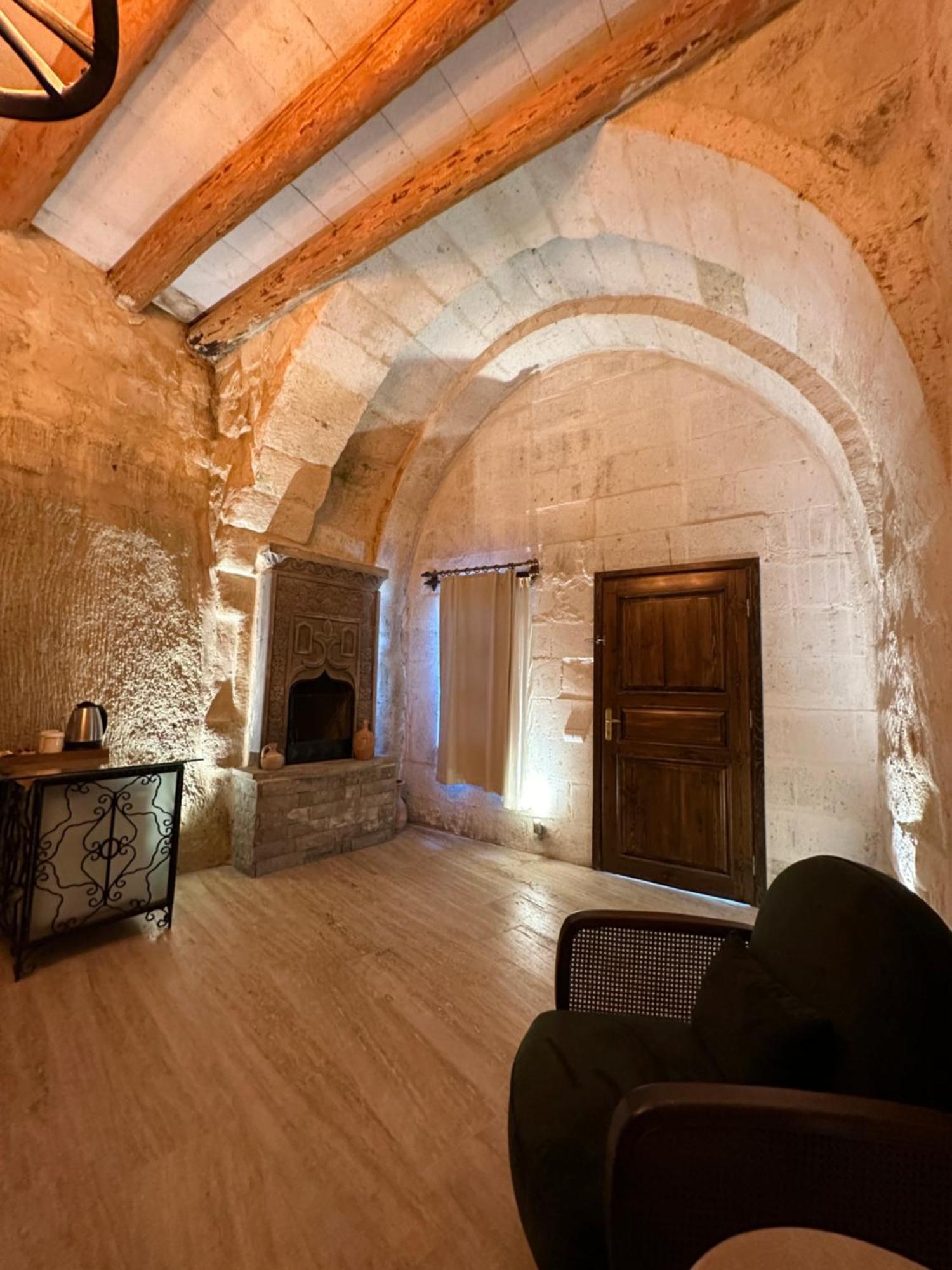 Ortahisar Cave Hotel Eksteriør billede