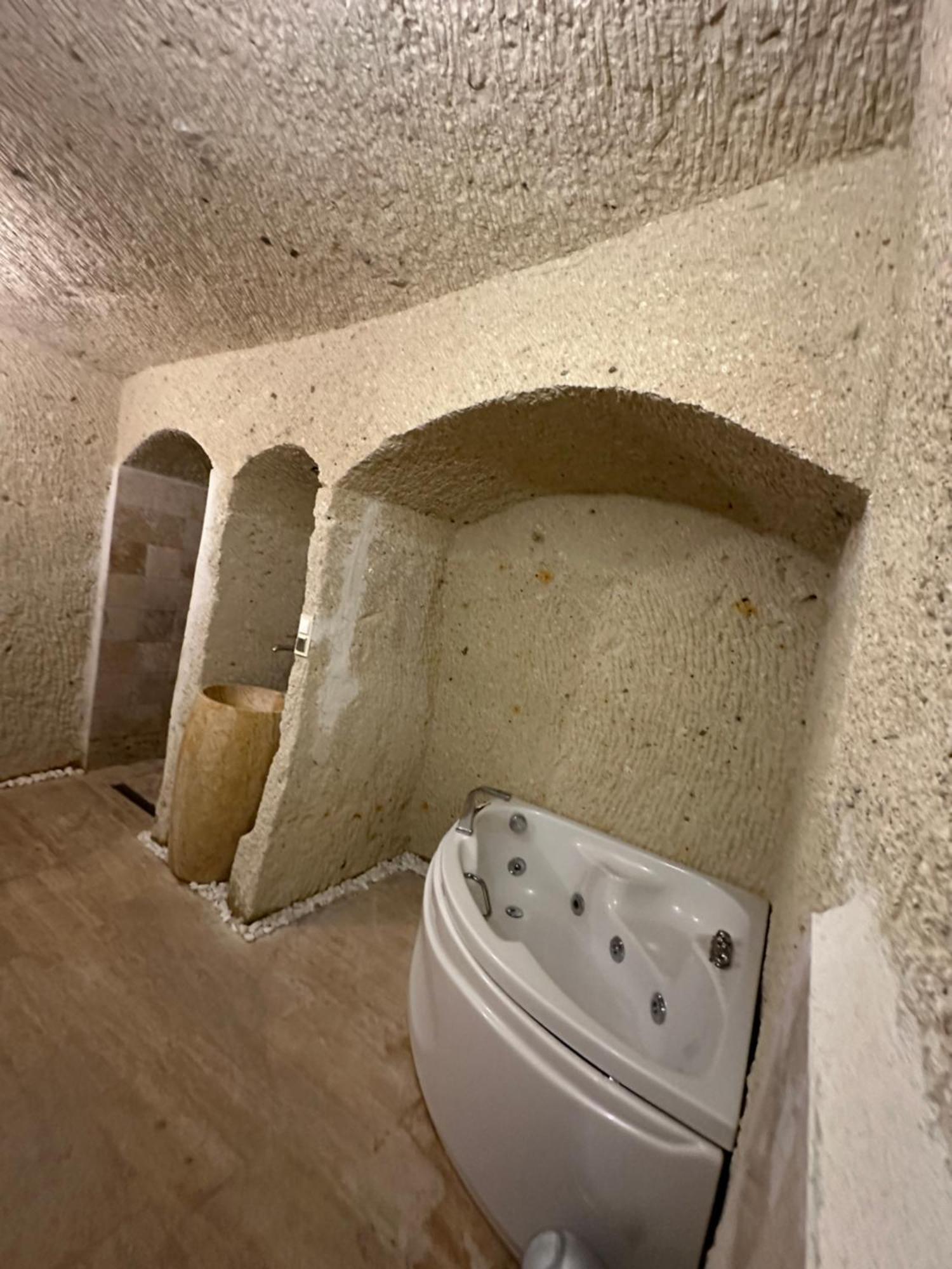 Ortahisar Cave Hotel Eksteriør billede